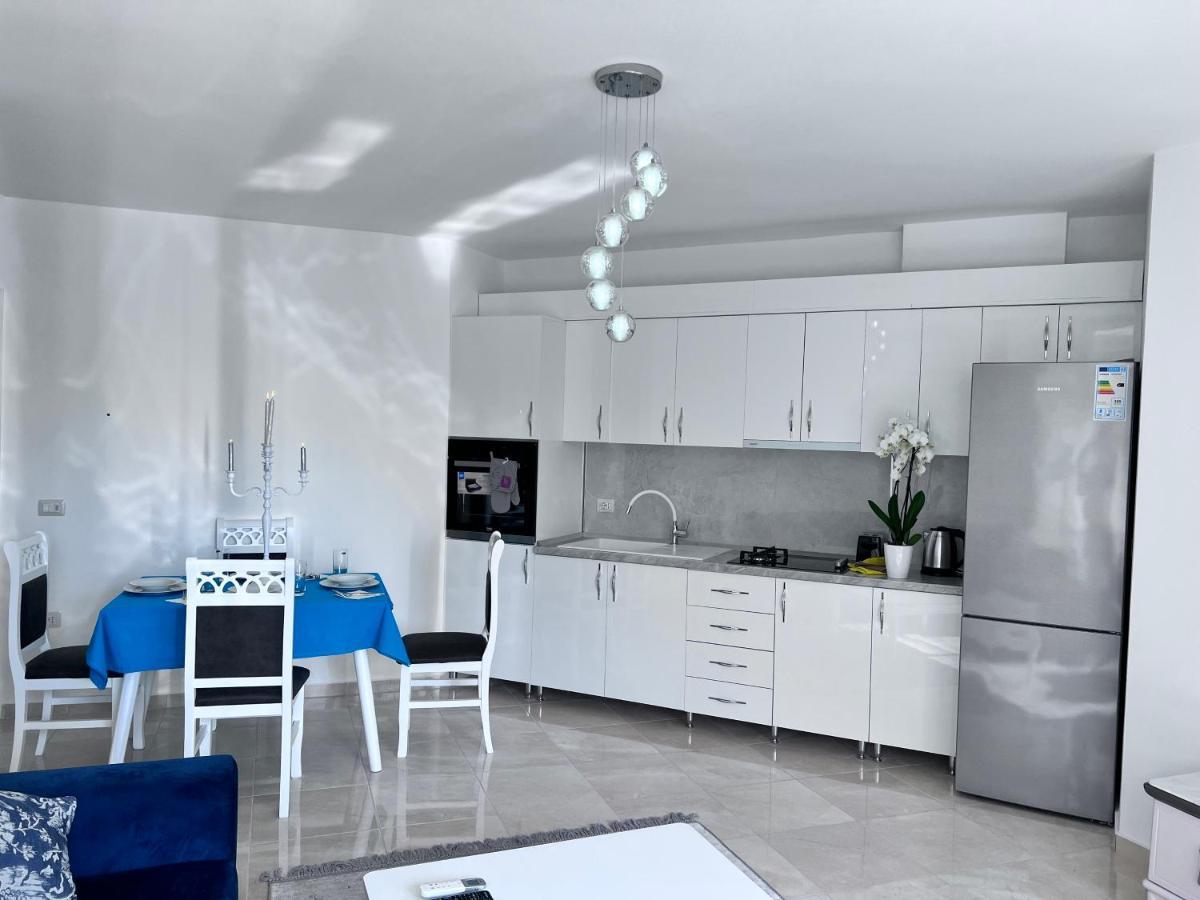 ShkodërWhite Luxuryアパートメント エクステリア 写真