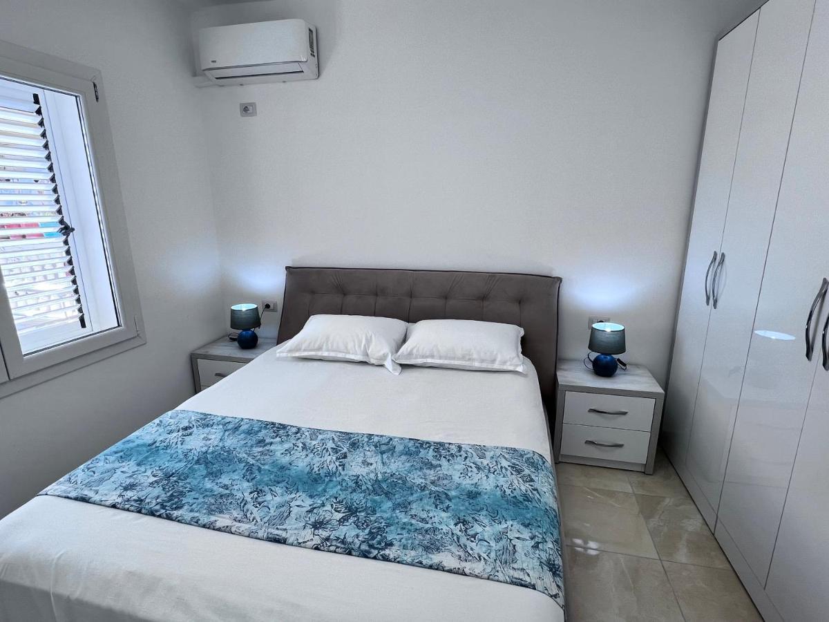 ShkodërWhite Luxuryアパートメント エクステリア 写真